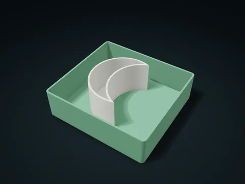 Crescent Lift-Out Cup Zone Box model preview, default size 150 × 140 × 50 mm, 2 parts